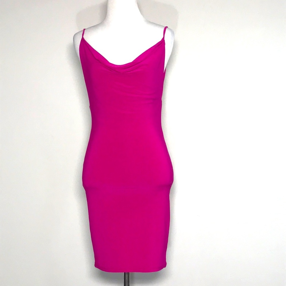 NWOT Misty Rose Women’s Magenta Pink BodyCon Mini Dress Size Small